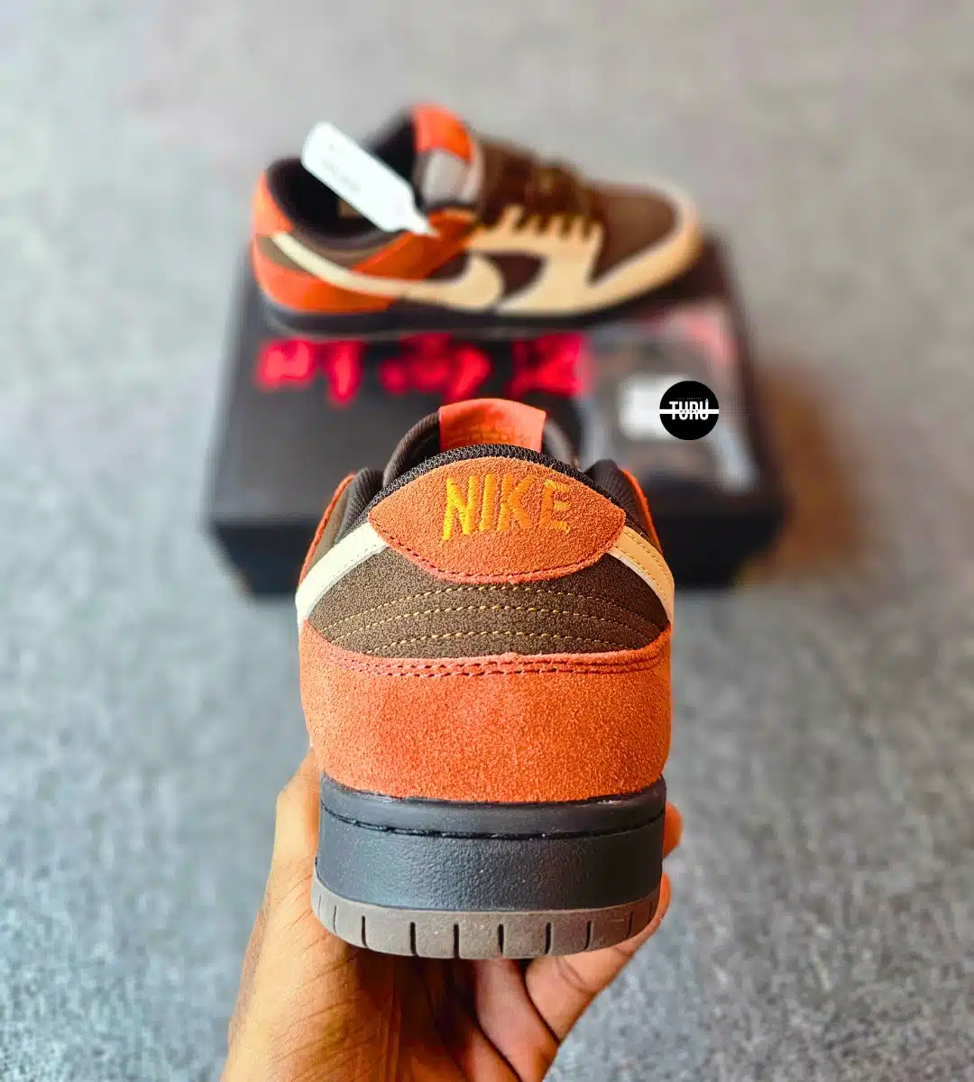 SB Dunk Low Red Panda - Image 5