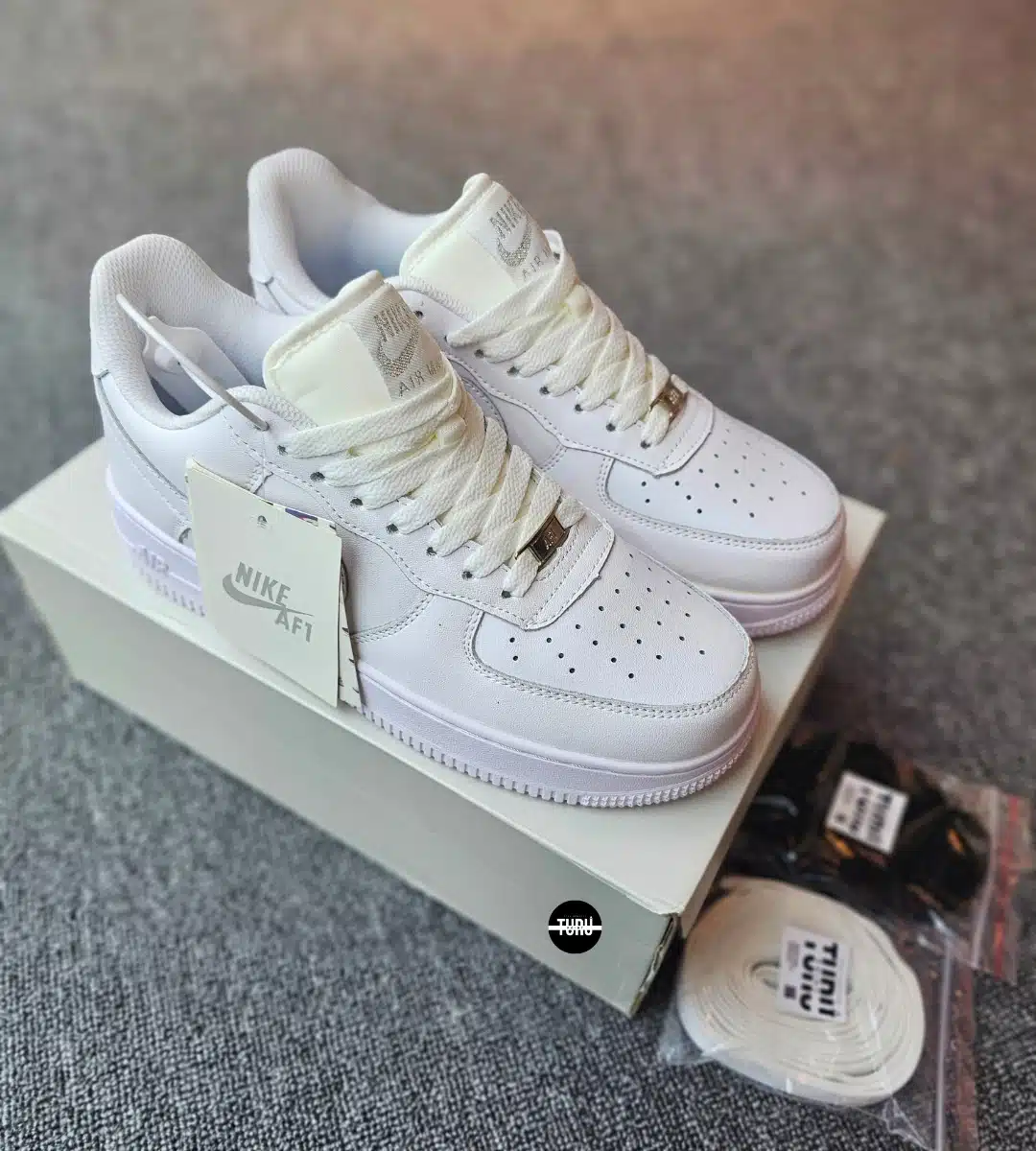 Nike Air Force 1 Low White - Image 3