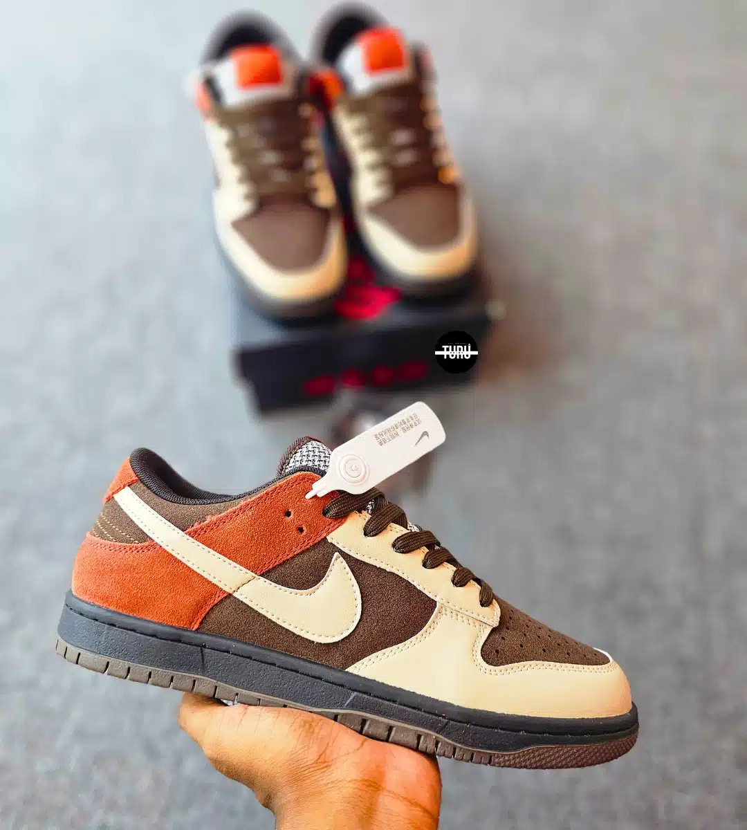 SB Dunk Low Red Panda - Image 7