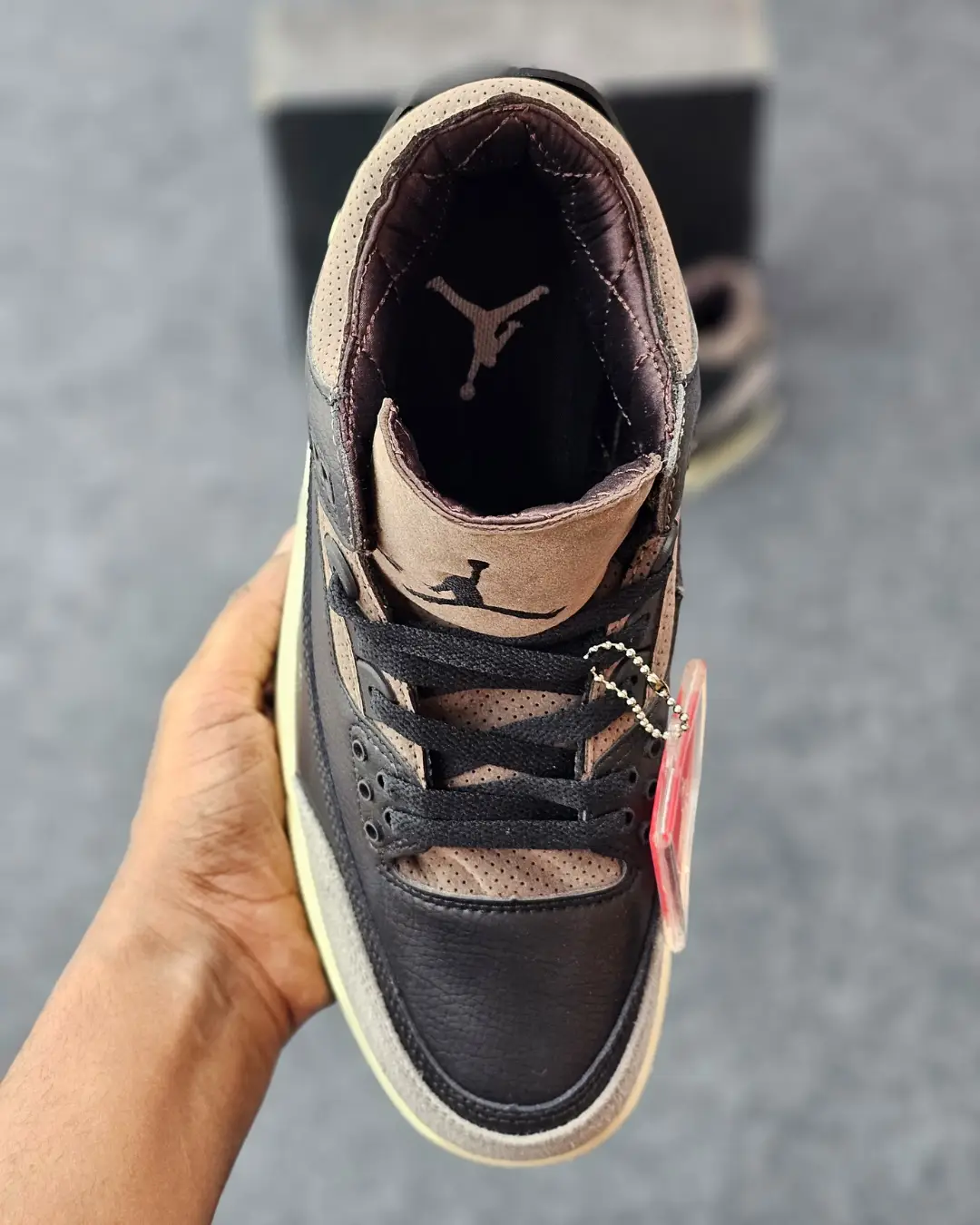 A Ma Maniére x Jordan 3 Retro SP : TOP - Image 2